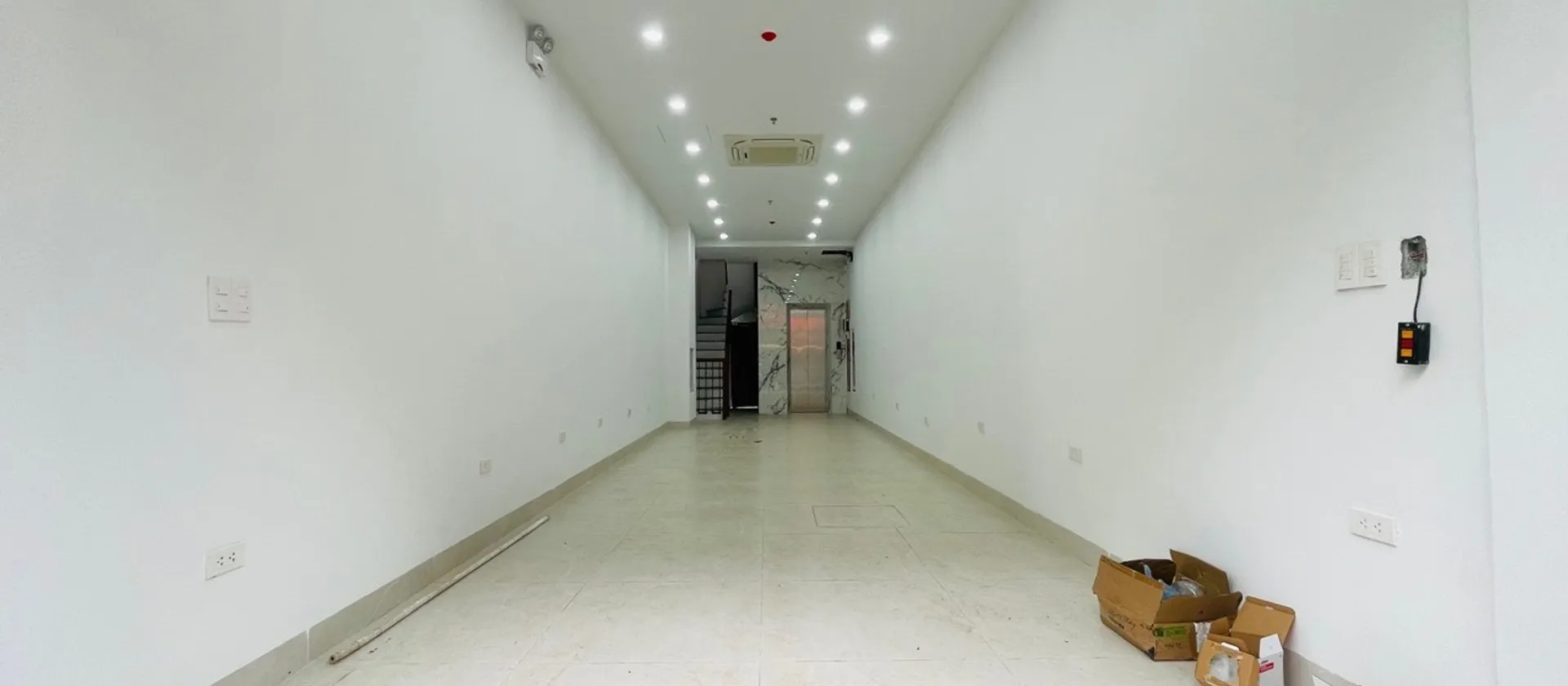 Bán nhà mặt phố trung tâm quận Cầu Giấy, xây mới 9 tầng thang máy... Bán nhà mặt phố tại Cầu Giấy, Hà Nội 01