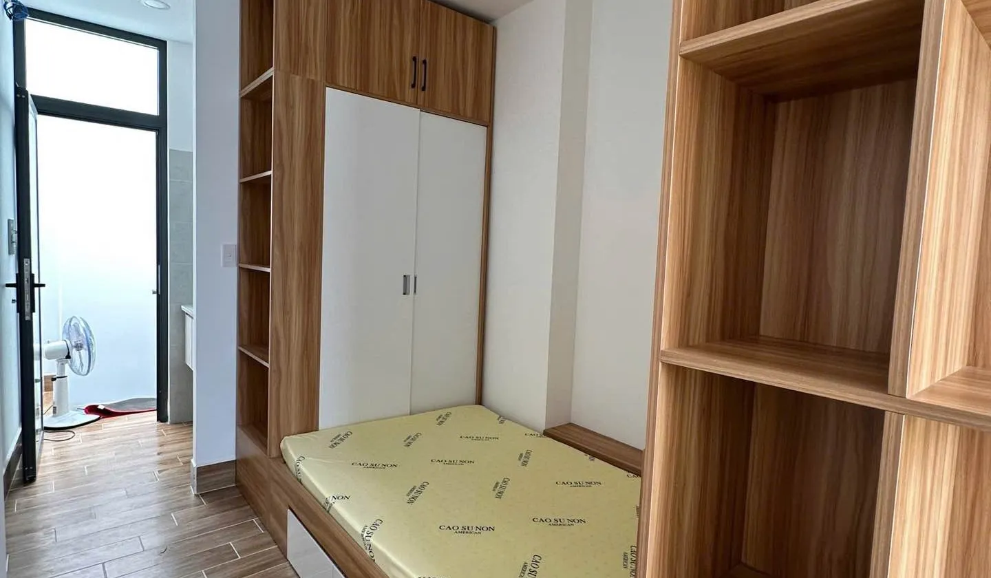 Cơ hội hiếm có sở hữu nhà riêng 3 tầng khu trung tâm với giá tốt giảm ngay 300 triệu... Bán nhà riêng tại Hòa Hưng, Hồ Chí Minh 01