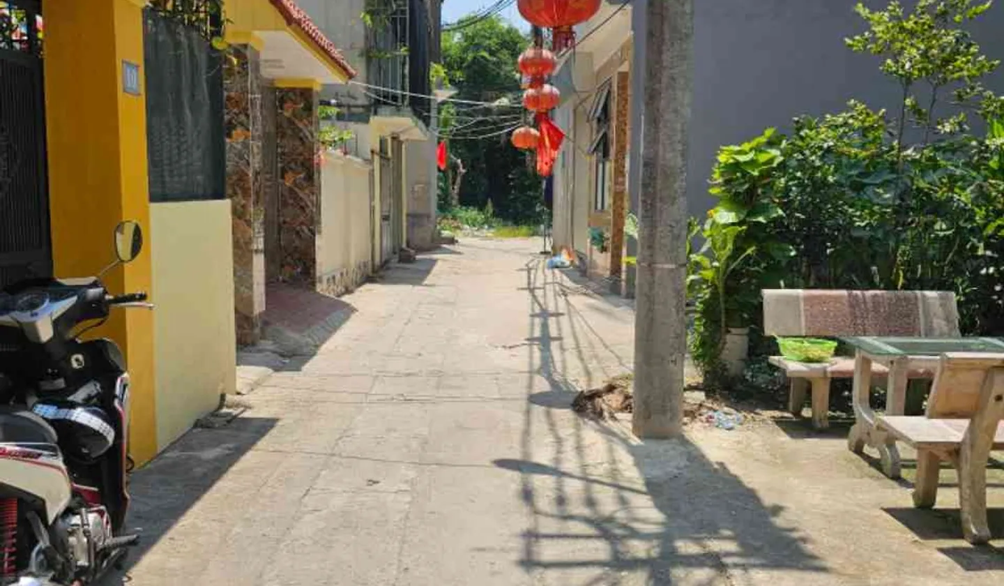HÀNG XÓM KHU LIỀN KỀ GIÃN DÂN YÊN XÁ - TRIỀU KHÚC - Ô TÔ ĐỖ CỬA - PHÙ HỢP XÂY CCMN - TƯƠNG LAI RẠNG... Bán nhà riêng tại Thanh Liệt, Hà Nội 01