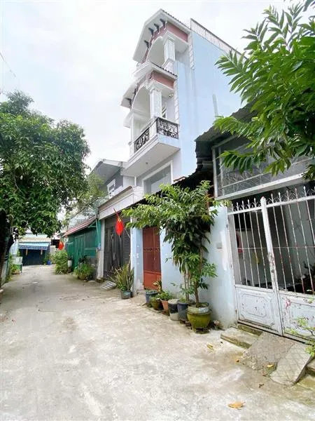 Nhà 2 tầng 5 phòng ngủ, 2 mặt tiền hẻm ô tô, Q12, giá 5.2 tỷ... Bán nhà riêng tại Tân Thới Hiệp, Hồ Chí Minh 01