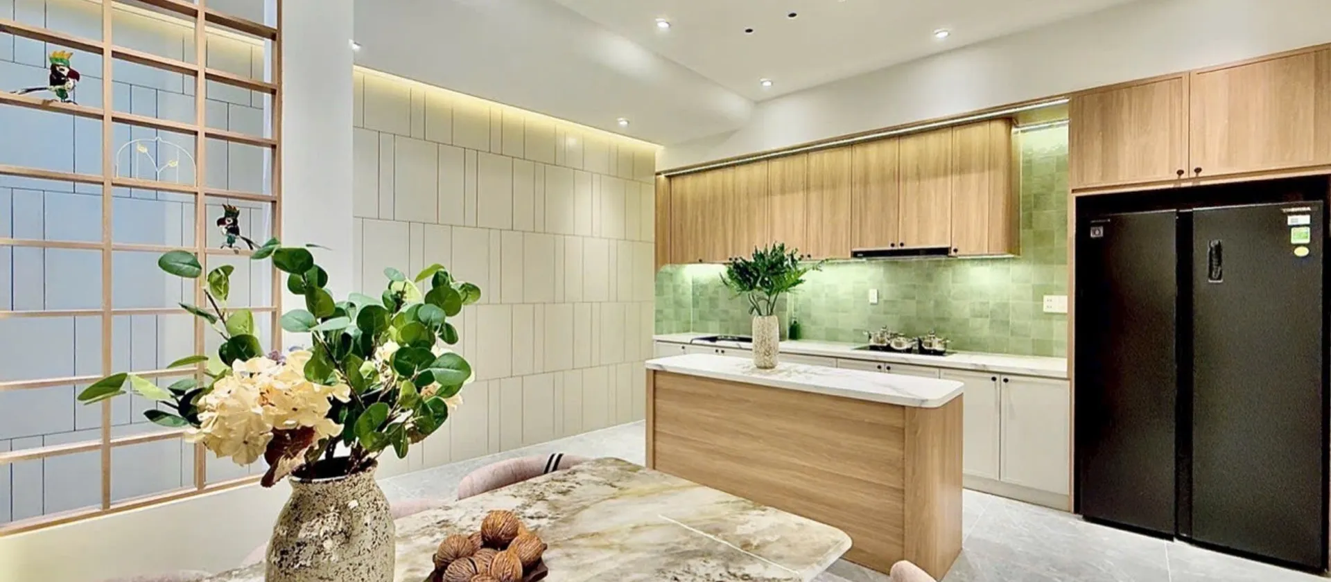 Nhà 4 tầng 5PN, hẻm xe hơi tại Nguyễn Thượng Hiền giá 10.8 đồng.... Bán nhà riêng tại Bình Lợi Trung, Hồ Chí Minh 01