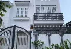 Bán biệt thự liền kề 4 phòng ngủ tại Bình Hưng, TP.HCM... Bán biệt thự, liền kề tại Bình Hưng, Hồ Chí Minh 01