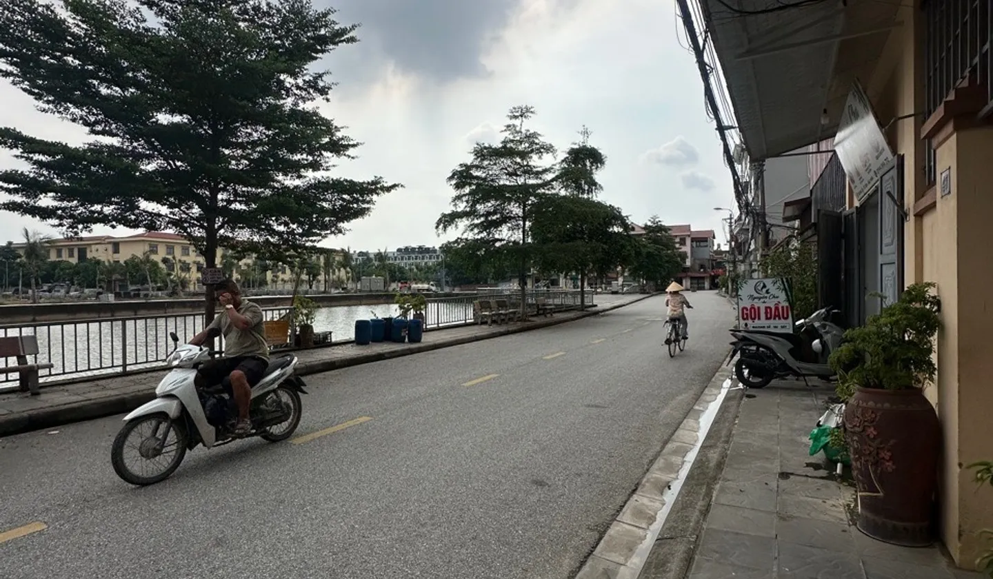 NHÀ MỚI 3 TẦNG – 56M² – DƯƠNG NỘI, TỪ SƠN , BẮC NINH.
💰 4,6 T-Ỷ – NHÀ ĐẸP, VỊ TRÍ ĐẸP .... Bán nhà riêng tại Từ Sơn, Bắc Ninh 01