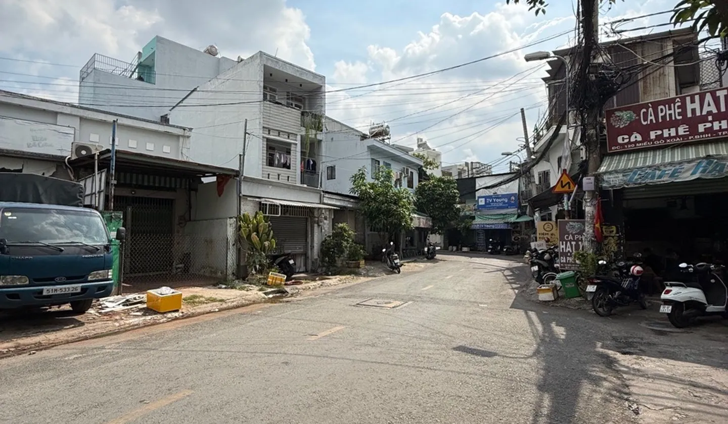 Sở hữu ngay nhà mặt phố rộng 1.200m² khu Miếu Gò Xoài... Bán nhà mặt phố tại Bình Hưng Hòa, Hồ Chí Minh 01