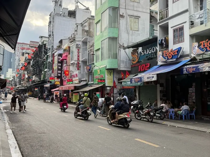 Nhà mặt tiền Bùi Viện đỉnh cao cho kinh doanh siêu lợi nhuận... Bán nhà mặt phố tại Bến Thành, Hồ Chí Minh 01