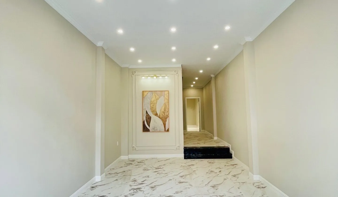 Penthouse Đặc Quyền Trên Tuyến Phố Nguyễn Tường Loan – Hoàng Minh Thảo... Bán nhà mặt phố tại An Biên, Hải Phòng 01