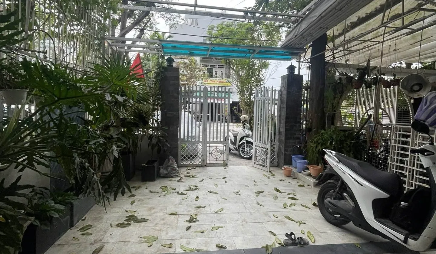 NHÀ 3 TẦNG MT 10M5 – CÁCH BIỂN MỸ KHÊ 500M
0762,658,925
100m² - Sơn Trà, Đà Nẵng - 21.2 tỷ... Bán nhà mặt phố tại Sơn Trà, Đà Nẵng 01