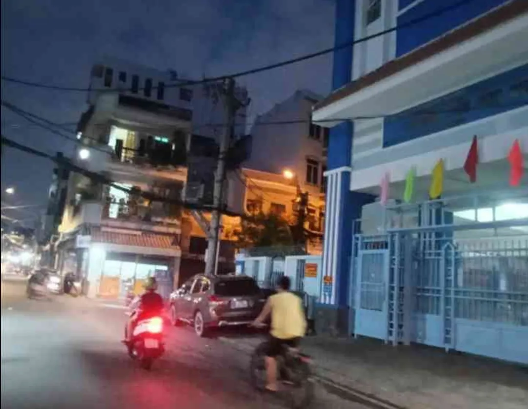 Bán nhà 4 tầng 5PN-Lý Thường Kiệt, giá 14 tỷ, kinh doanh tốt... Bán nhà riêng tại Tân Hòa, Hồ Chí Minh 01