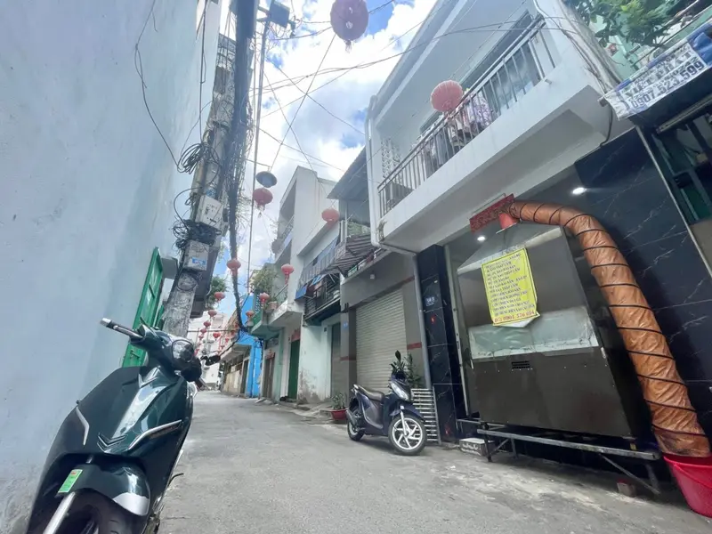Nhà 2 tầng 36,5m2 tại Âu Cơ giá 5,8 tỷ, hẻm ô tô, kinh doanh tiện lợi... Bán nhà riêng tại Bảy Hiền, Hồ Chí Minh 01