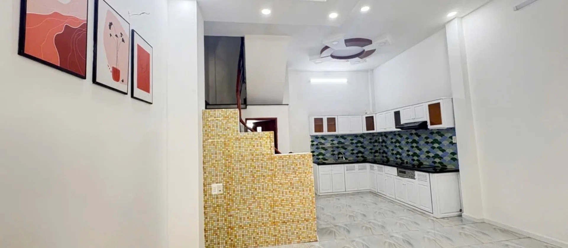 Nhà đẹp trung tâm Quận 10 - Hiếm có ngang 5m... Bán nhà riêng tại Hòa Hưng, Hồ Chí Minh 01