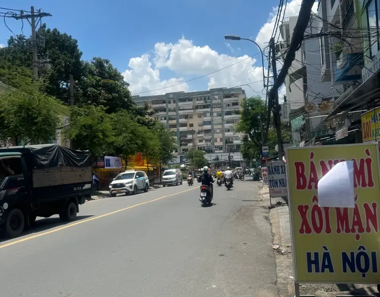 Nhà mặt phố Trường Sơn, 2 tầng, mặt tiền 9m, cho thuê 40tr/tháng... Bán nhà mặt phố tại Hòa Hưng, Hồ Chí Minh 01