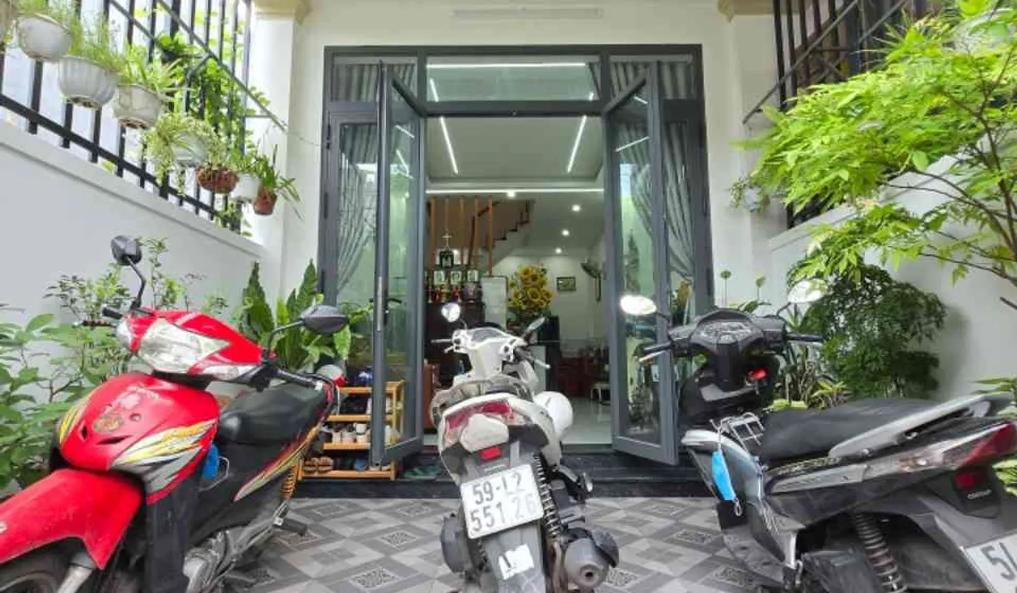 Bán nhà riêng 2 tầng hai mặt tiền tại Thuận Giao, hẻm xe hơi... Bán nhà riêng tại Thuận An, Hồ Chí Minh 01