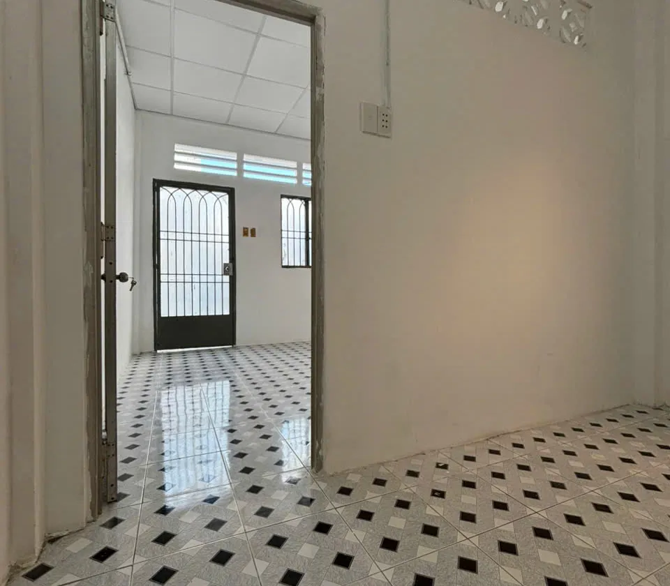 Bán Nhà 2 Tầng, DTSD 56M2, 2 Phòng Ngủ, Hẻm Rộng 3M, Lô Góc 2 Măt Thoáng, Huỳnh Tấn Phát Quận 7, Gi... Bán nhà riêng tại Tân Thuận, Hồ Chí Minh 01