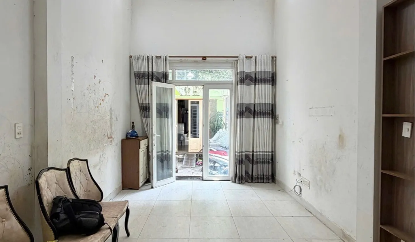Cơ hội sở hữu nhà 3 tầng kiên cố, vị trí đẹp tại Phú Nhuận với giá tốt chỉ 7.95 tỷ... Bán nhà riêng tại Phú Nhuận, Hồ Chí Minh 01