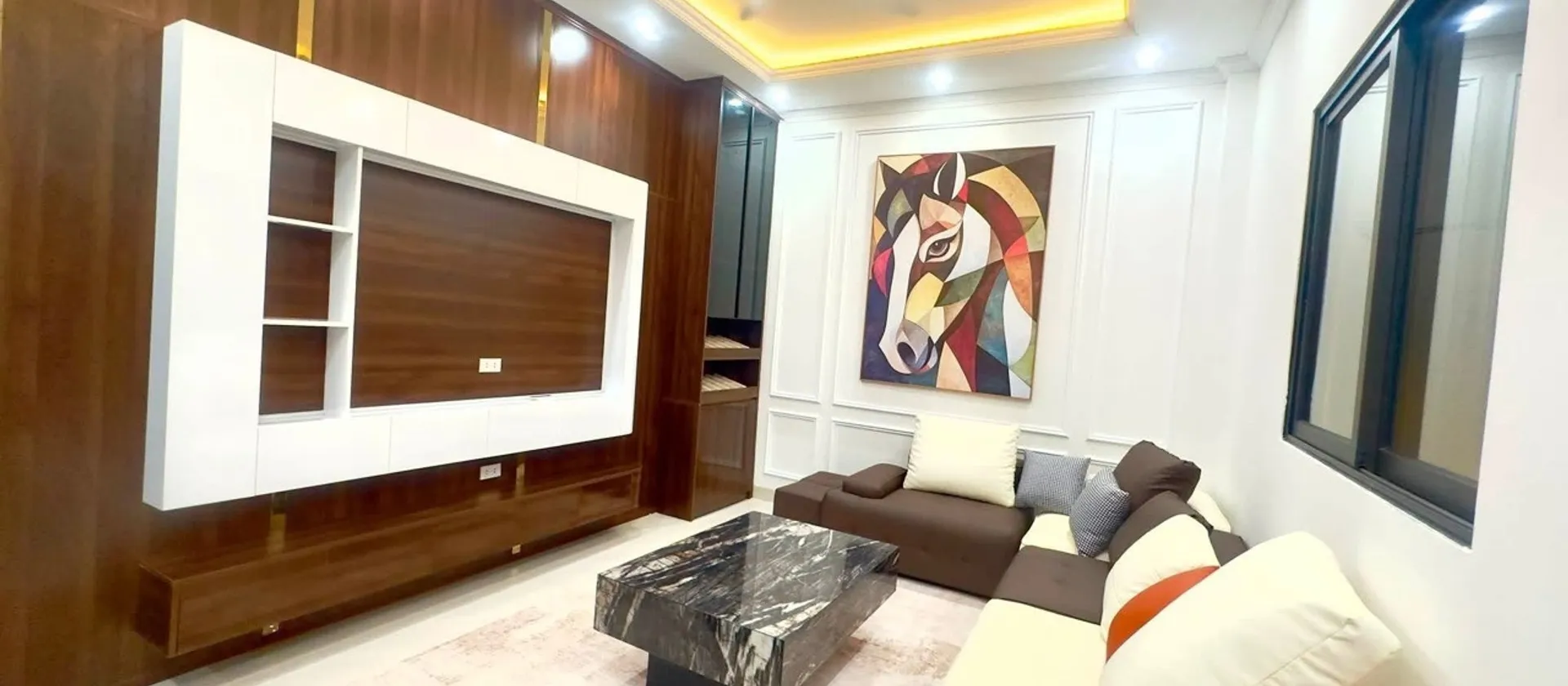 Trung tâm Kim Mã - Thiết kế đẹp full nội thất - 6 tầng thang máy nhập khẩu - Dòng tiền... Bán nhà riêng tại Ngọc Hà, Hà Nội 01