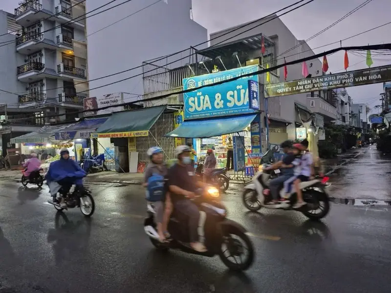 Bán nhà mặt phố khu Tên Lửa, Bình Tân, mặt tiền 4.2m, phù hợp kinh doanh... Bán nhà mặt phố tại Bình Trị Đông, Hồ Chí Minh 01