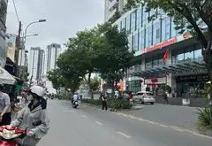 Bất động sản mặt tiền kinh doanh tại trung tâm Quận 10 với diện tích rộng... Bán partner tại Hòa Hưng, Hồ Chí Minh 01