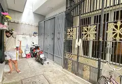 Nhà 2 tầng- hẻm xe hơi- gần chợ rạch cat-chỉ nhỉnh 3ty chút xíu... Bán nhà riêng tại Phú Định, Hồ Chí Minh 01