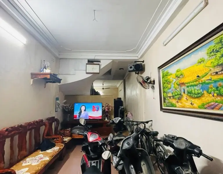Bán nhà riêng 6 tầng tại Tây Hồ, nhà có thang máy, ngõ ô tô đỗ cửa... Bán nhà riêng tại Tây Hồ, Hà Nội 01