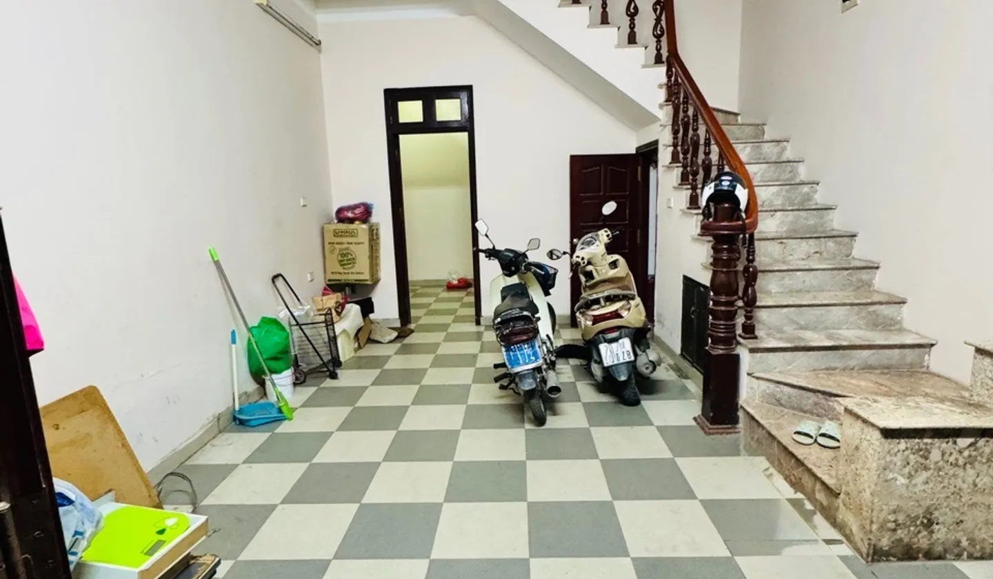 Bán Nhà 5 tầng phố Giải Phóng, full nội thất, gần Bạch Mai... Bán nhà riêng tại Tương Mai, Hà Nội 01