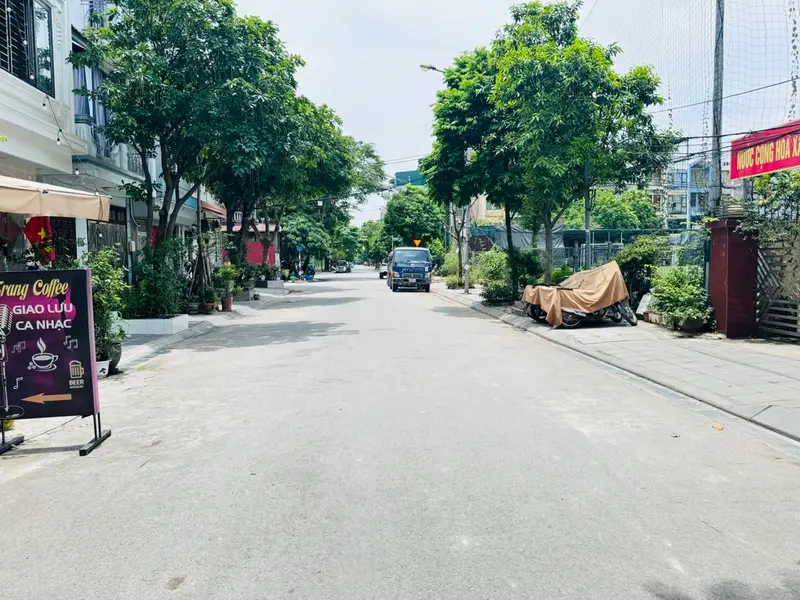 Bán đất phân lô - Long Biên - DT 101m - Mt 8m - Oto tránh... Bán nhà riêng tại Việt Hưng, Hà Nội 01