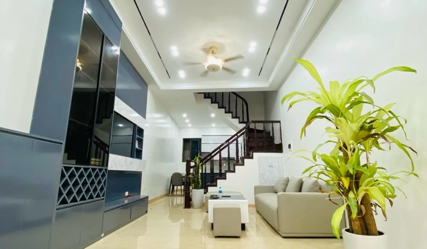 Bán nhà riêng ngõ Chợ Khâm Thiên, Đống Đa, 52.3 m2, 4 tầng, 2 thoáng, full nội thất... Bán nhà riêng tại Văn Miếu - Quốc Tử Giám, Hà Nội 01