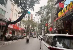 Bán văn phòng mặt phố trung tâm gần Hồ Hoàn Kiếm, diện tích 267m2, 7 tầng... Bán văn phòng tại Hai Bà Trưng, Hà Nội 01