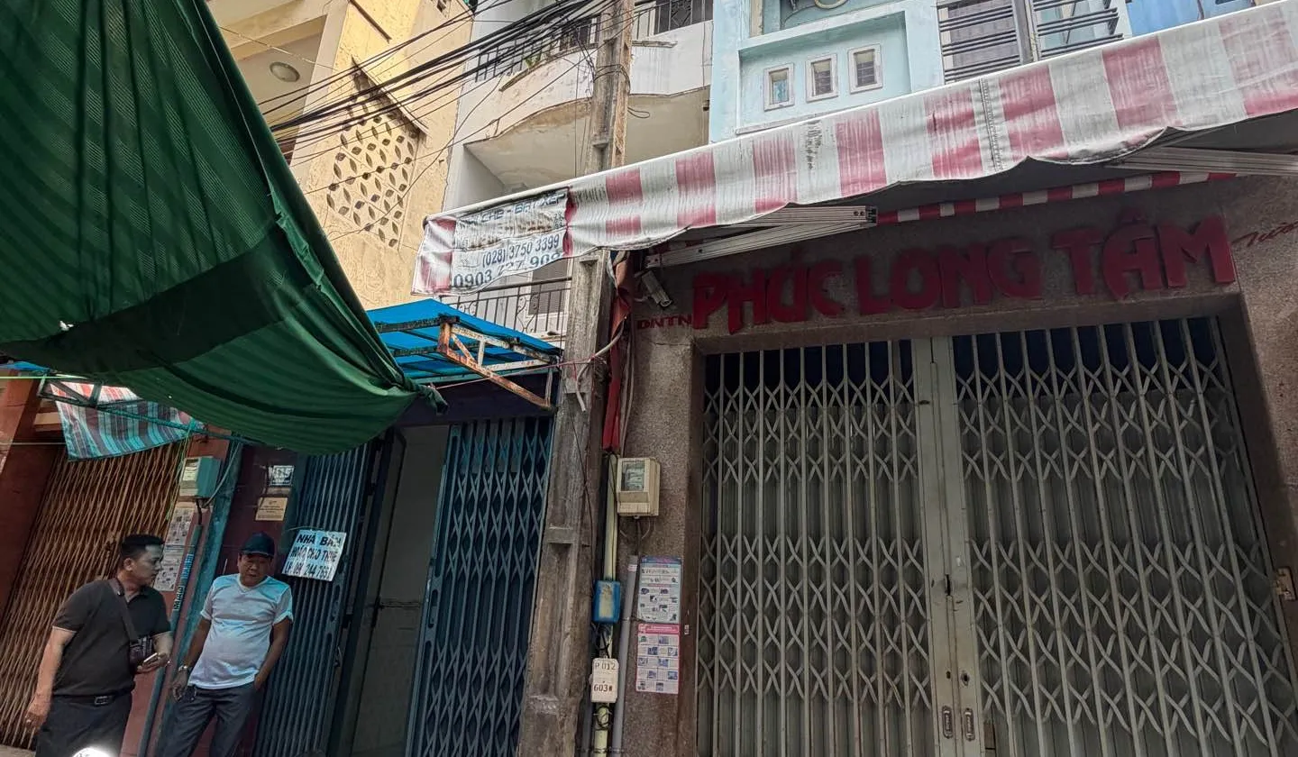 Nhà mặt phố Nhật Tảo Quận 10, siêu giảm giá hấp dẫn... Bán nhà mặt phố tại Vườn Lài, Hồ Chí Minh 01