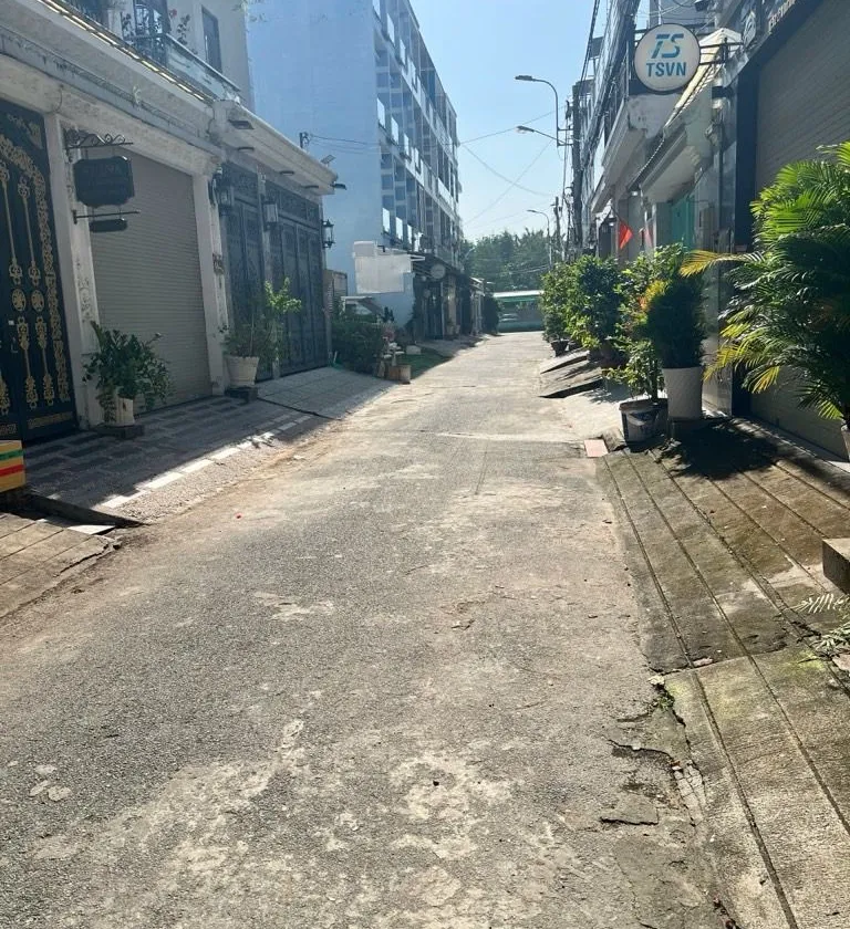 Cơ hội sở hữu nhà riêng 4 tầng kiên cố tại Đào Tông Nguyên với giá tốt... Bán nhà riêng tại Nhà Bè, Hồ Chí Minh 01