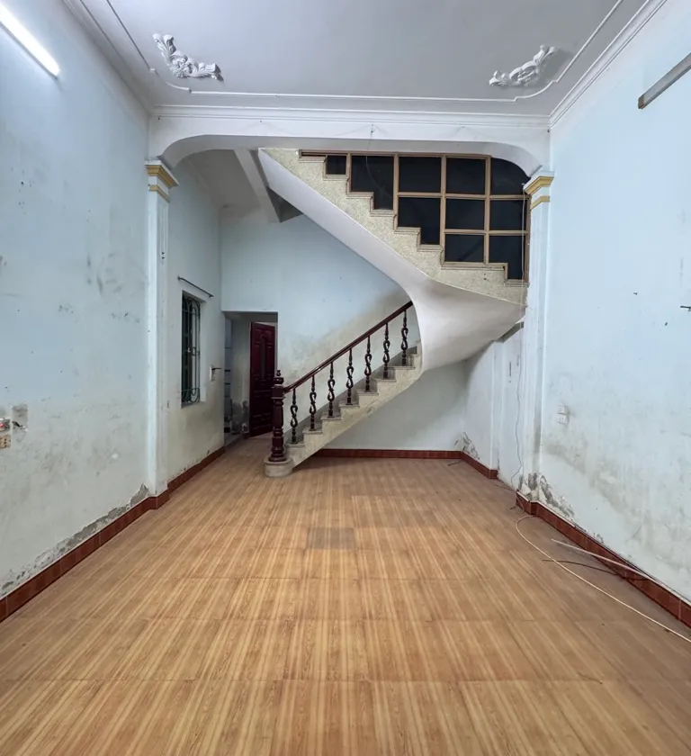 Cơ Hội Vàng Sở Hữu Nhà 2 Tầng Diện Tích Rộng Giá Ưu Đãi Tại Khu Vực Sầm Uất... Bán nhà riêng tại Phú Lương, Hà Nội 01