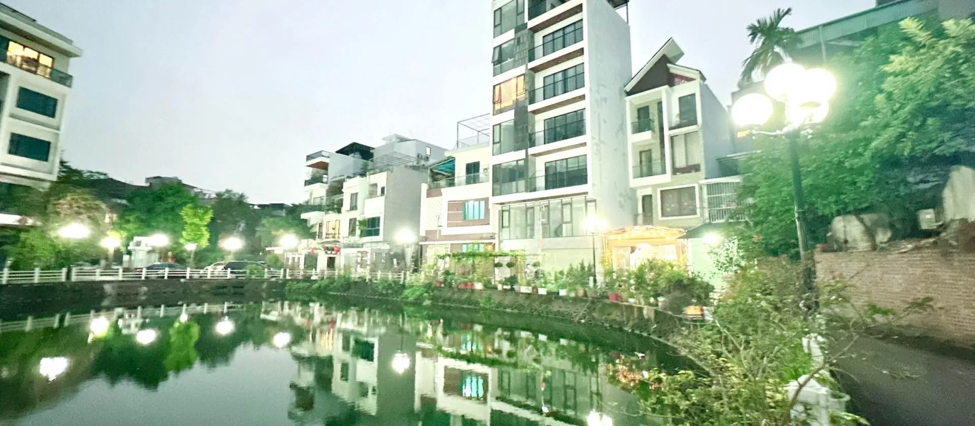 Bán nhà riêng 4 tầng view hồ tại quận Long Biên... Bán nhà riêng tại Bồ Đề, Hà Nội 01