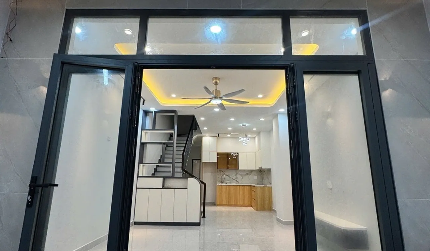 Nhà mới đẹp 2 tầng – 69m2 – 3PN – Với giá nhỉnh 5,2 Đ – Hẻm xe ô tô Đường Huỳnh Tấn Phát... Bán nhà riêng tại Tân Mỹ, Hồ Chí Minh 01