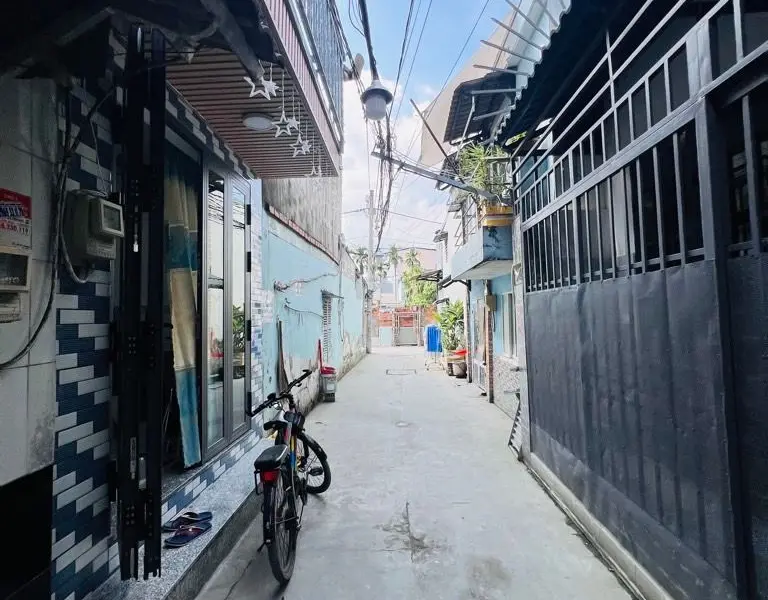Bán nhà 2 tầng 55m2 hướng đông nam tại Thới An, Giá 3.99 tỷ... Bán nhà riêng tại Thới An, Hồ Chí Minh 01