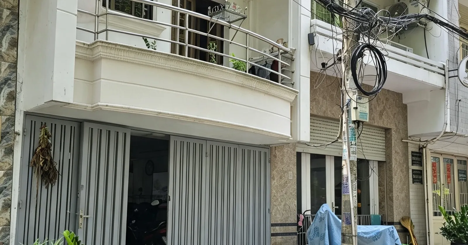 MẶT TIỀN KINH DOANH BÌNH PHÚ – 40M² – ĐƯỜNG 12M CÓ LỀ 2M – SỔ A4 KHÔNG LỘ GIỚI – NHỈNH 5 T.... Bán nhà mặt phố tại Bình Phú, Hồ Chí Minh 01