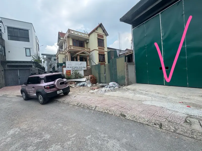 BÁN ĐẤT 76.8M2- MT 4.5M- MẶT HỒ, VỈA HÈ, Ô TÔ TRÁNH - 11.3 Tỷ... Bán đất tại Long Biên, Hà Nội 01