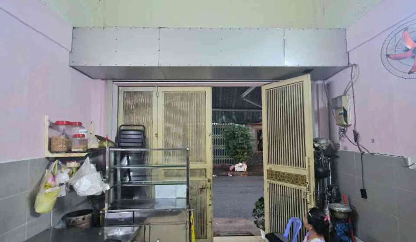 Nhà mặt phố 5 tầng kinh doanh Khu Bàu Cát, 4x19m... Bán nhà mặt phố tại Bảy Hiền, Hồ Chí Minh 01