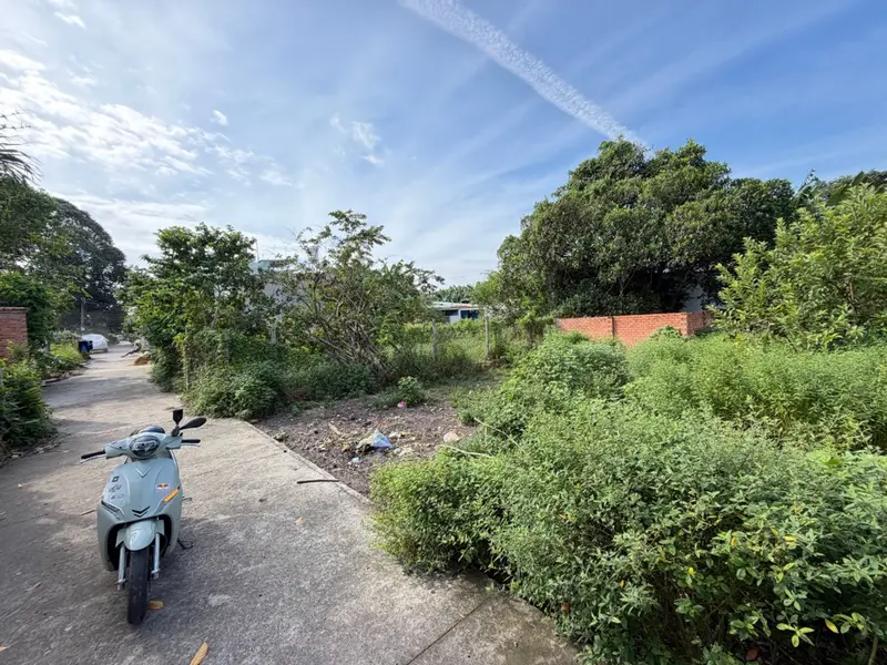 Cần bán đất hẻm xe hơi Lê Lợi, 280m chạy thẳng tới Song Hành QL22, 2ty hơn, (tin thật, giá thật )... Bán nhà riêng tại Hóc Môn, Hồ Chí Minh 01