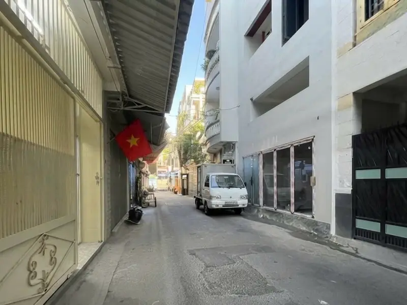 Nhà đẹp Phú Nhuận, 4PN, xe hơi vào thoải mái... Bán nhà riêng tại Đức Nhuận, Hồ Chí Minh 01