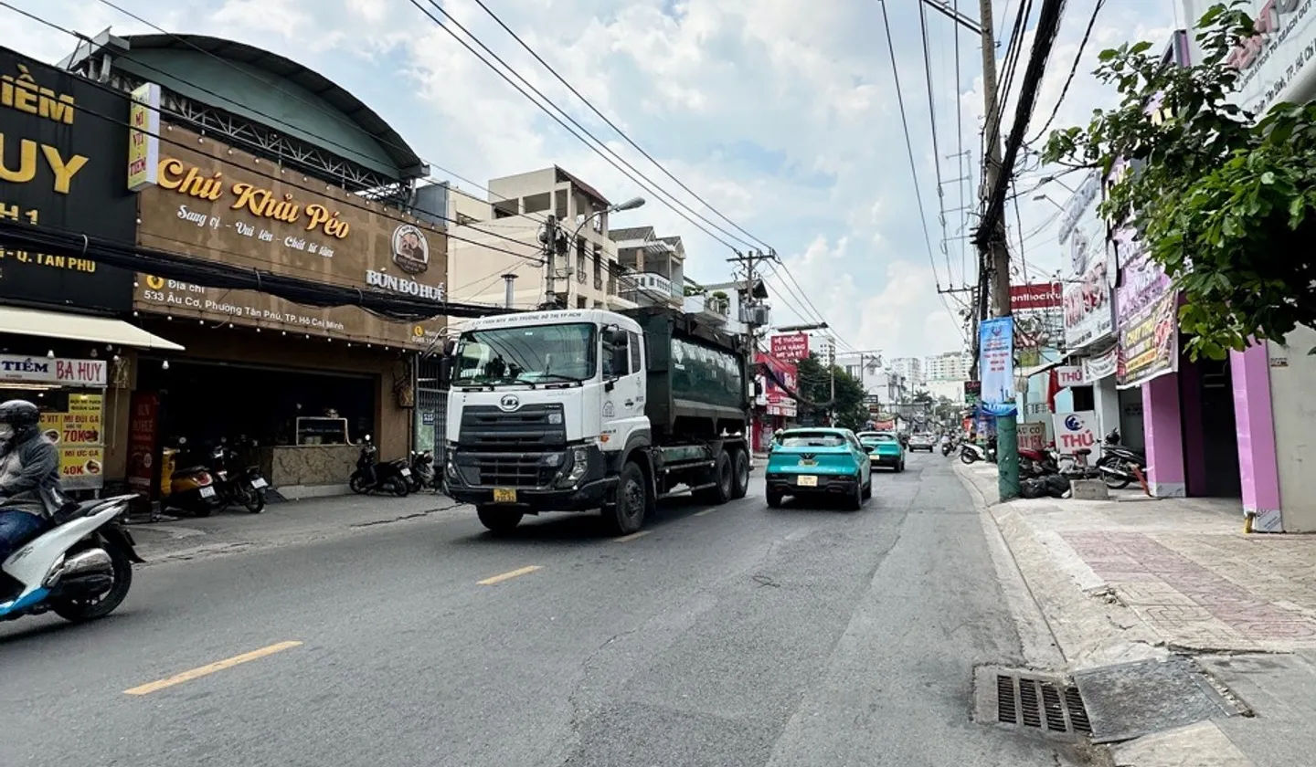 Cơ Hội Hiếm Có Sở Hữu Nhà 2 Tầng Hẻm Xe Hơi Gần Trung Tâm Tân Bình... Bán nhà riêng tại Bảy Hiền, Hồ Chí Minh 01