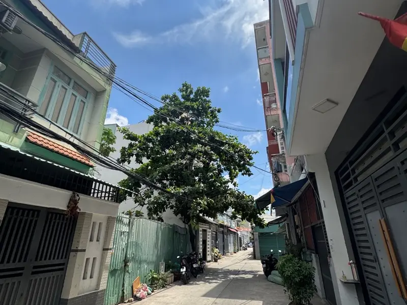 Bán nhà 3 tầng 59m2 hẻm rộng tại Bình Tân giá 6 tỷ có thương lượng... Bán nhà riêng tại Bình Hưng Hòa, Hồ Chí Minh 01
