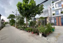 Bán nhà riêng một tầng hướng Đông tại Thạnh Xuân, Quận 12, diện tích 182 m2, hẻm ô tô 5 m... Bán nhà riêng tại Thới An, Hồ Chí Minh 06