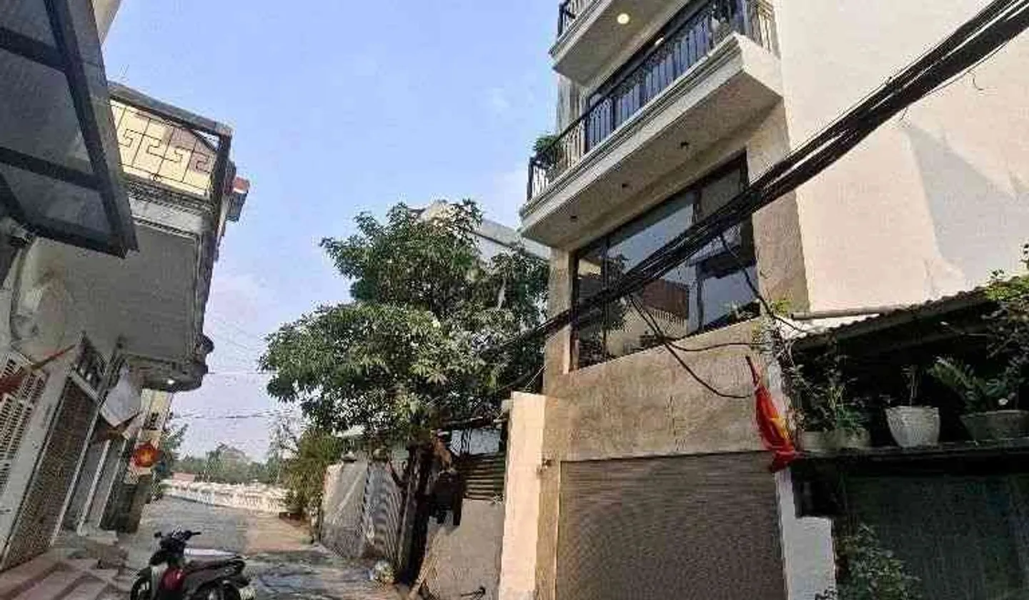 Bán nhà riêng 7 tầng có thang máy và gara tại Lâm Hạ, vị trí đắc địa... Bán nhà riêng tại Bồ Đề, Hà Nội 01