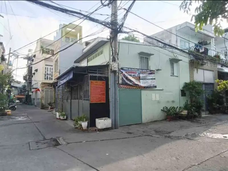 Nhà phố góc 2 mặt tiền, tiện kinh doanh, giá chỉ 2,6 tỷ... Bán nhà mặt phố tại Bình Hưng Hòa, Hồ Chí Minh 01