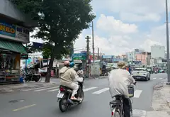 SÁT Q3,Q10 - MT HẺM 10M XE TẢI TRÁNH CMT8 NGAY SIÊU THỊ CHỢ LỚN - 4T - 150M -NHỈNH 7.xTY... Bán nhà riêng tại Tân Sơn Nhất, Hồ Chí Minh 02