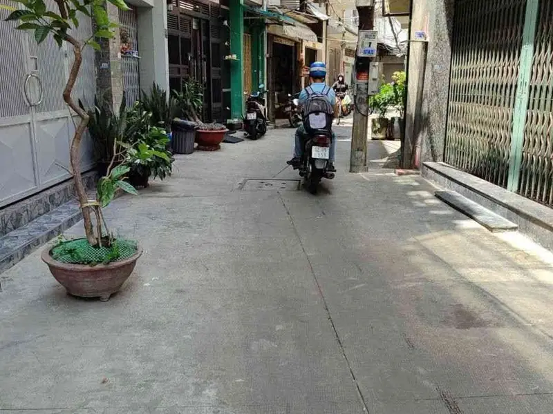 ​📐 Thông số vàng: ​Diện tích đất: 44m² (Ngang 4.2m x 10.5m) vuông vắn, công nhận đủ. ​Kết cấu: Nhà... Bán nhà riêng tại An Đông, Hồ Chí Minh 01