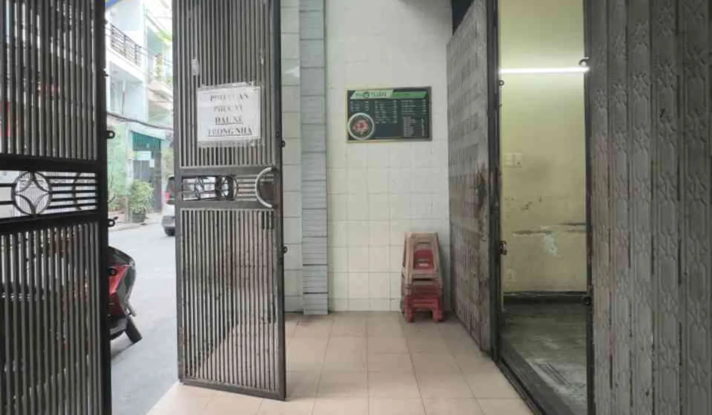 Nhà mặt phố Tân Bình 3 tầng, diện tích 112 m², mặt tiền rộng, giá thương lượng... Bán nhà mặt phố tại Tân Hòa, Hồ Chí Minh 01