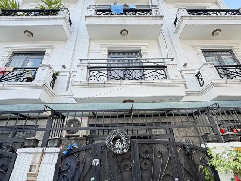 Bán nhà 4 tầng 7 phòng ngủ khu sân bay Gò Vấp giá 6,85 tỷ... Bán nhà riêng tại An Hội Tây, Hồ Chí Minh 01