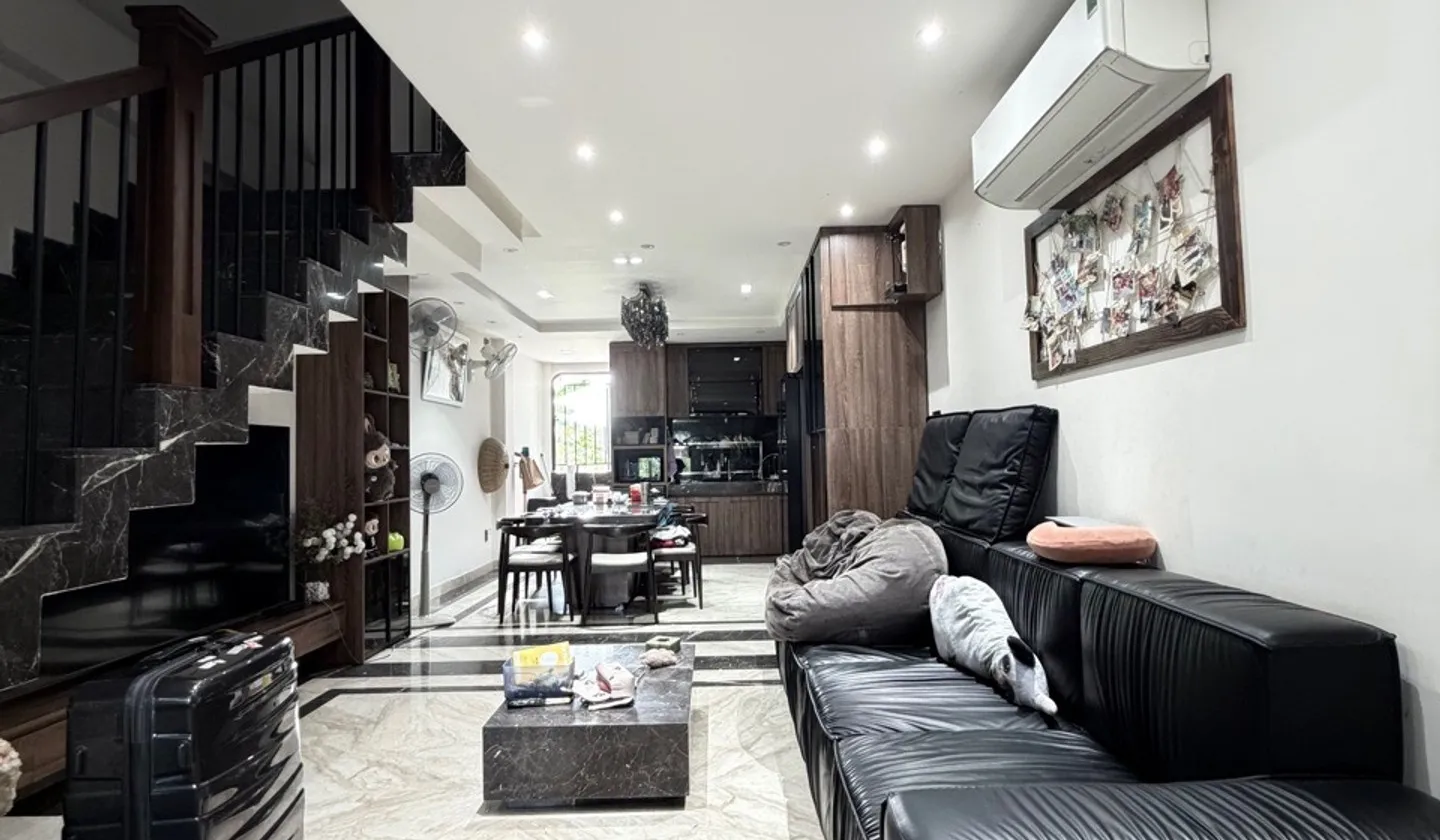Nhà 2 Mặt Tiền Xe Tải Thiết Kế Tây Âu - Cơ Hội Vàng Tại Bình Tân... Bán nhà mặt phố tại Bình Tân, Hồ Chí Minh 01