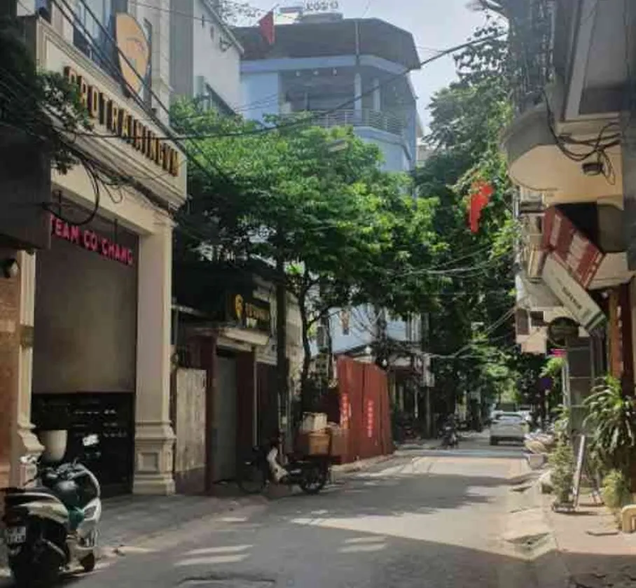 Bán nhà riêng 5 tầng tại Khuất Duy Tiến, diện tích 38.4 m², pháp lý đầy đủ... Bán nhà riêng tại Thanh Xuân, Hà Nội 01