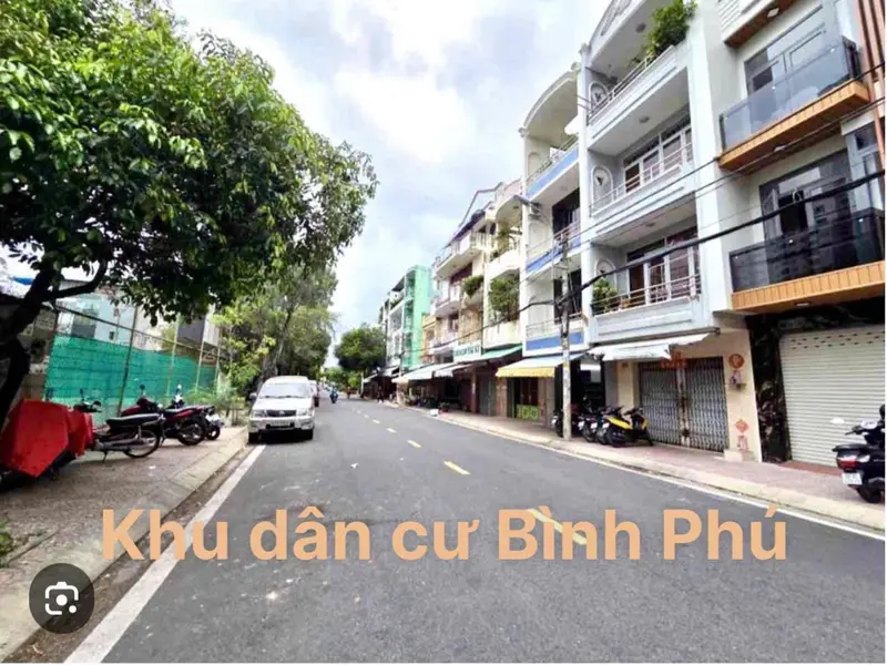 B.án Nh.à Mặt Tiền Q.6 gần Trường TH Phạm Văn Chí - Him Lam - Bình Phú
DTSD: 151.2 m2 - SHR -... Bán nhà mặt phố tại Bình Tiên, Hồ Chí Minh 01